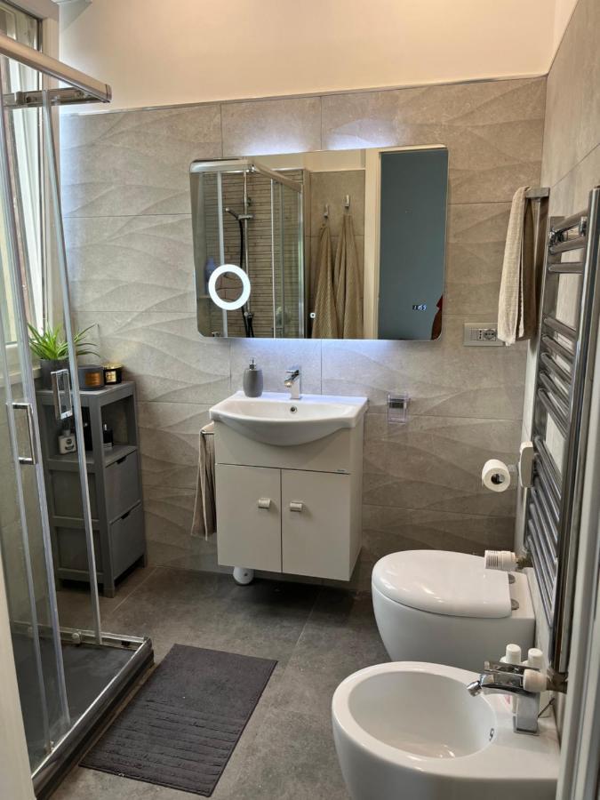 Moderno Bilocale Con Terrazzo Appartement Rome