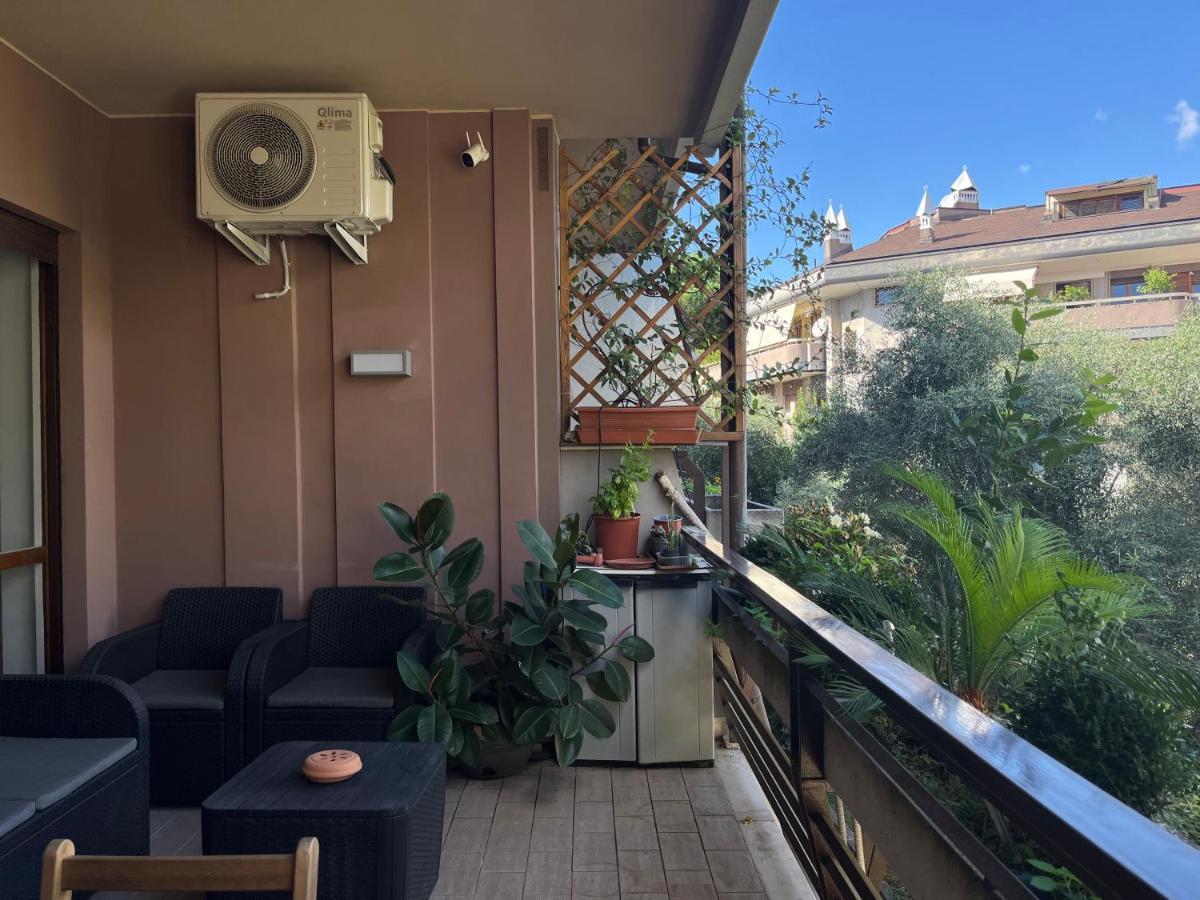 Moderno Bilocale Con Terrazzo Appartement Rome