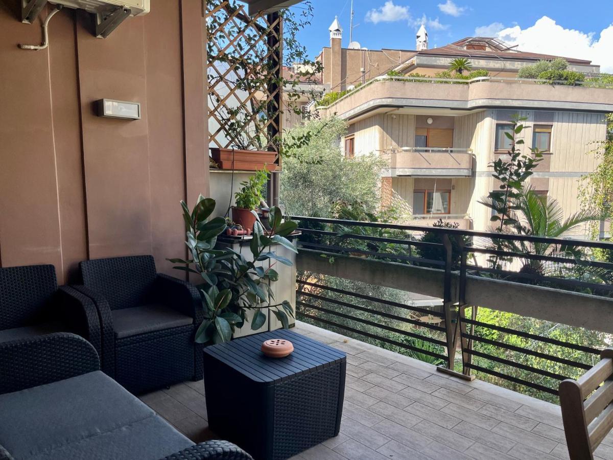 Moderno Bilocale Con Terrazzo Appartement Rome